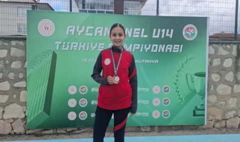 Elif Akgün’den Türkiye ikinciliği