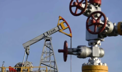 Petrol gerilemeye devam ediyor