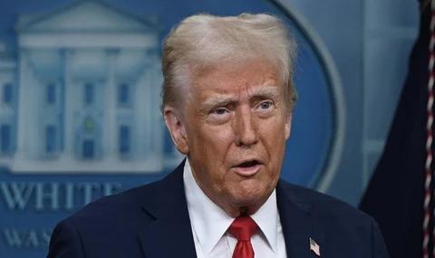 Trump'tan Kanada'ya "eyalet" göndermesi