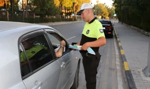 Haftalık trafik raporu: 58 trafik kazasında 23 kişi yaralandı, 3 bin 363 sürücü rapor edildi